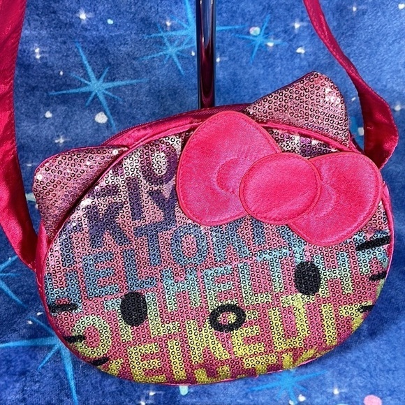 Hello Kitty Sanrio 2012 Pink Sequin Satin Face Bag Purse - Picture 4 of 16